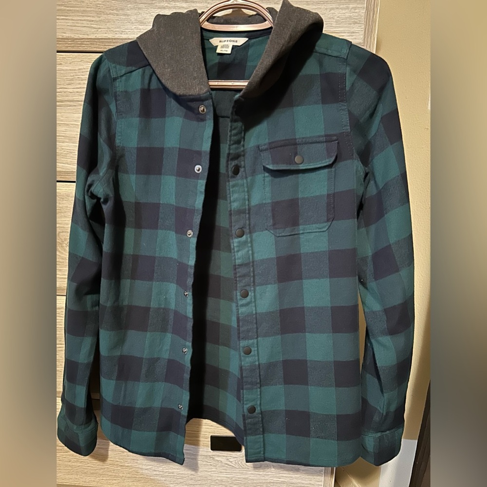Ripzone Boys Hideout Hooded Plaid Top